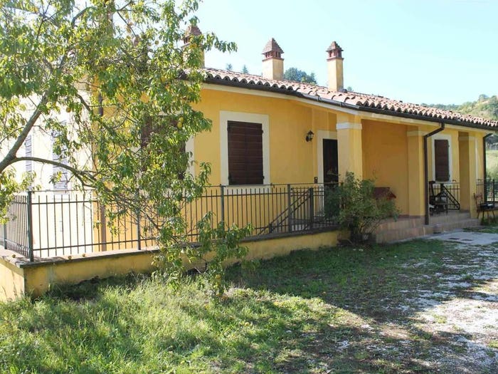 Casa con 6 locali in vendita in Ponte Santa Lucia Colfiorito Annifo, Foligno