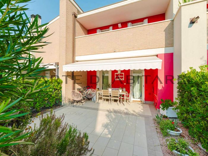 Casa trilocale in vendita in Viale delle Rondini, Caorle