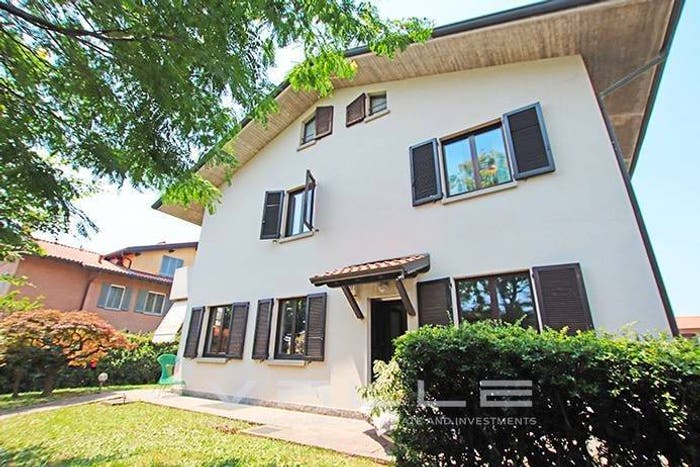 Casa con 6 locali in vendita in via verdi, Centro, Mozzo