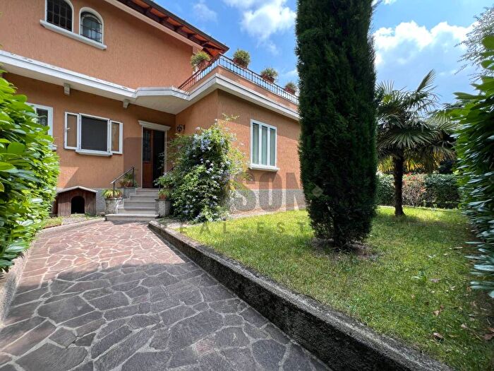 Casa con 6 locali in vendita in Via Montenero, Via Veneto Borgo Trento, Brescia