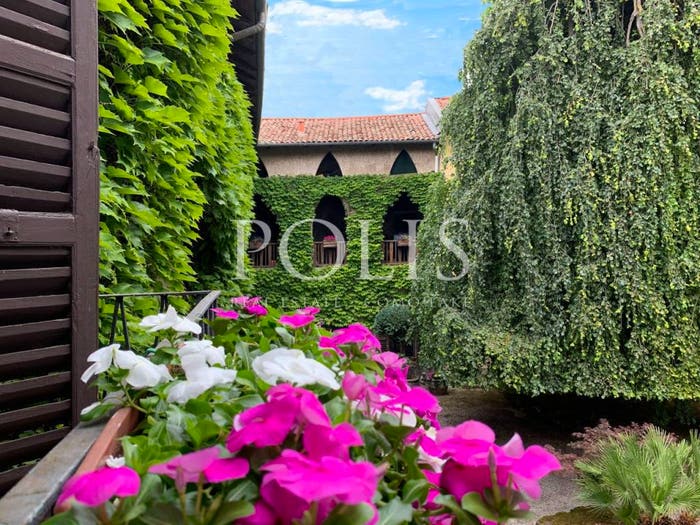Casa con 6 locali in vendita in VIA DIAZ, Alzate Brianza