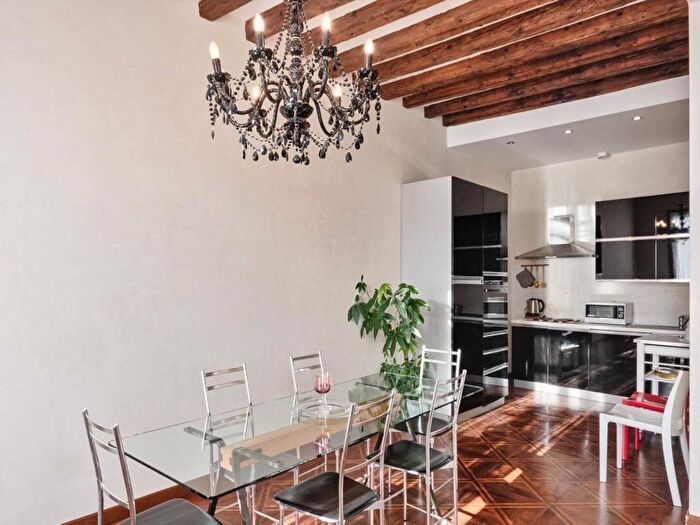 Appartamento con 5 locali in vendita in San Polo, San Polo, Venezia