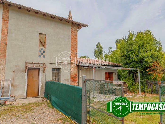 Appartamento trilocale in vendita in Via Roma, Centro, Gazzola