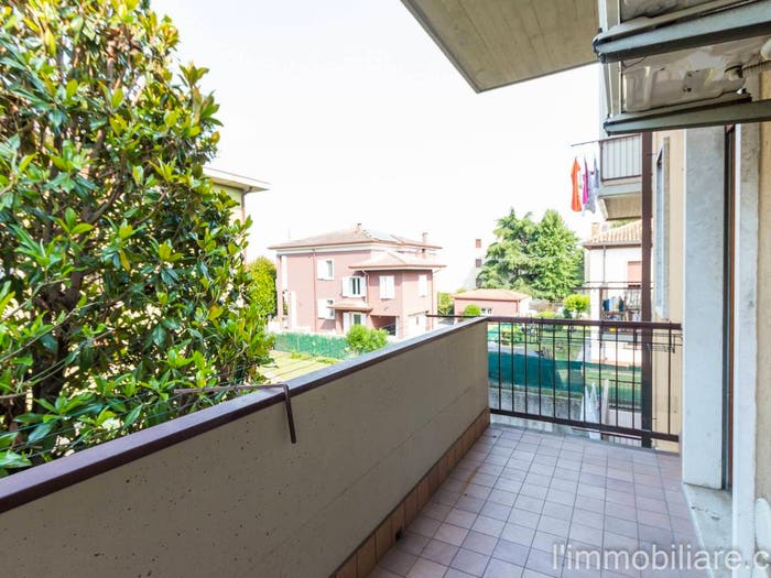Appartamento trilocale in affitto in Via Rimini, Borgo Roma, Verona