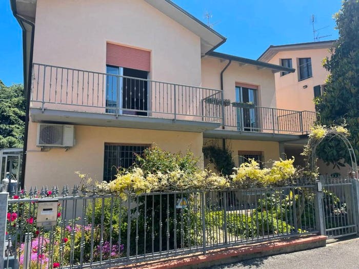 Casa con 6 locali in vendita in Viale dei Lombardi, Lido di Savio Lido di Classe, Ravenna