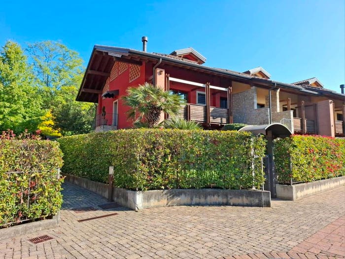 Appartamento quadrilocale in vendita in Via Salvo D'Acquisto, Brusaporto