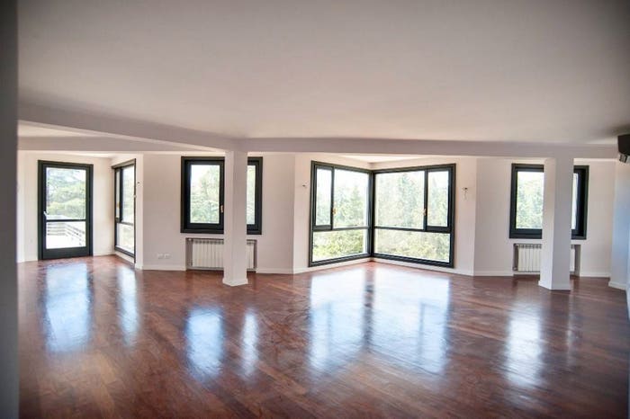Appartamento con 5 locali in vendita in Via Massimo Meliconi, Mostacciano, Roma