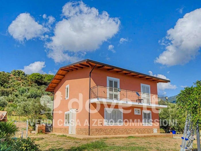 Casa con 5 locali in vendita in Contrada Grillo, Falerna