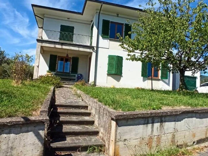 Casa con 6 locali in vendita in Petrognano San Gennaro, Capannori