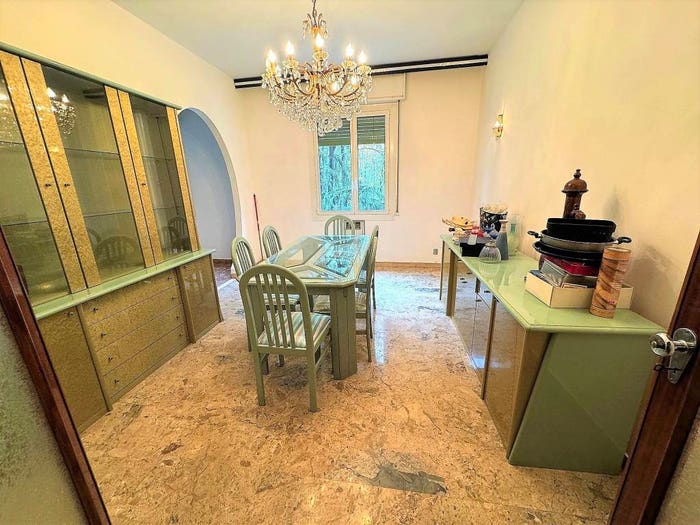 Appartamento con 5 locali in vendita in Via Marzabotto, Saffi, Bologna