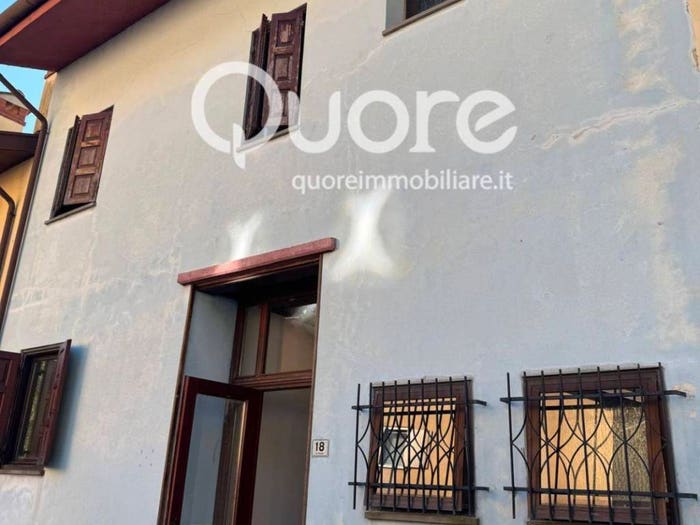 Casa con 6 locali in vendita in via perugia, Peonis, Trasaghis