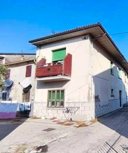 Appartamento con 5 locali in vendita in Via risorgimento, Centro, Arcole