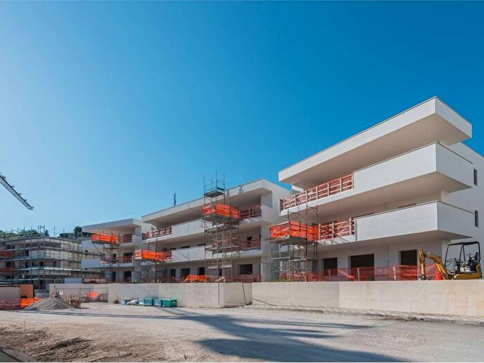 Appartamento quadrilocale in vendita in VIA IMPASTATO SNC, Pietralacroce, Ancona