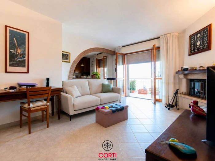 Appartamento quadrilocale in vendita in Cassarello Senzuno Salciaina, Follonica