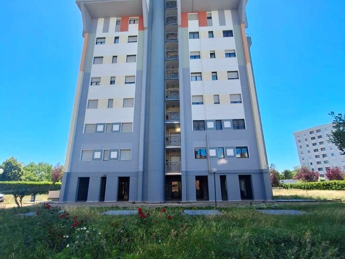 Casa trilocale in vendita in Via Francesco Gonin, Giambellino, Milano