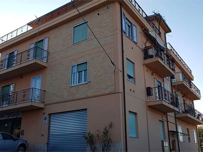 Appartamento con 5 locali in vendita in Centro, Fermo