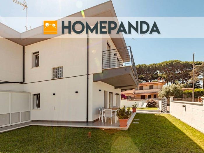 Casa trilocale in vendita in Viale dei Ciclamini, Villaggio Giornalisti Poggio, Anzio