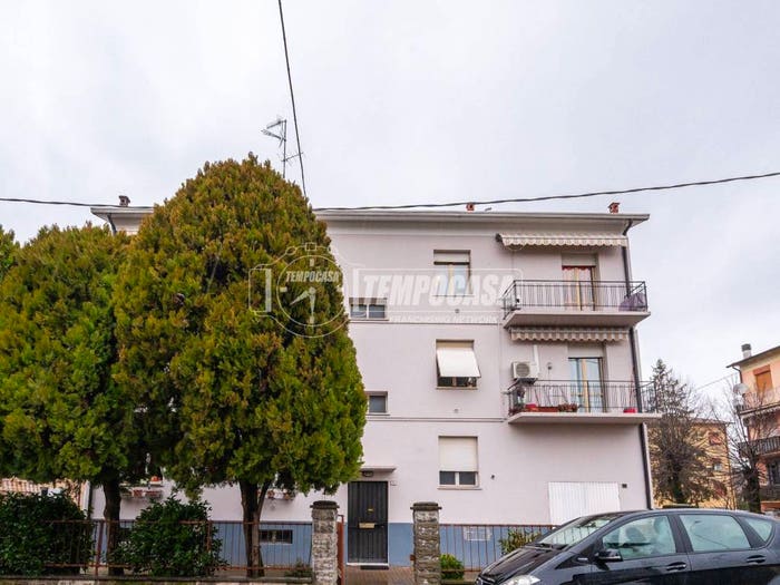 Appartamento trilocale in vendita in Via Camillo Prampolini, Centro, Correggio