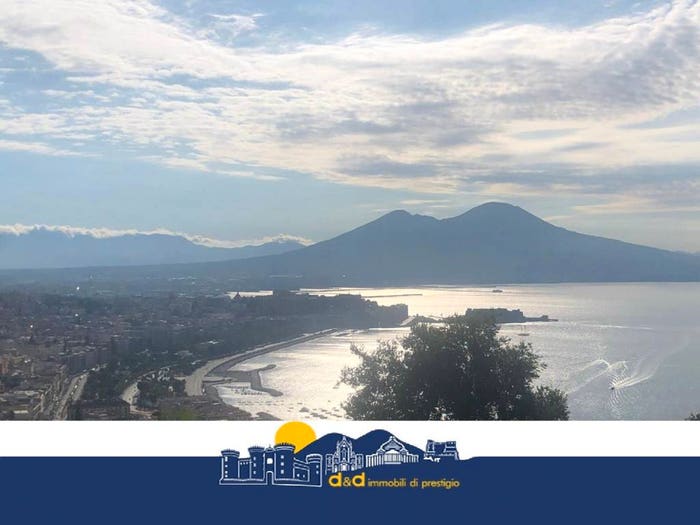 Appartamento con 6 locali in vendita in Via Alessandro Manzoni, Posillipo, Napoli