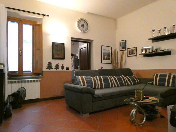 Appartamento quadrilocale in vendita in Piazzetta della Propositura, Centro Storico, Empoli
