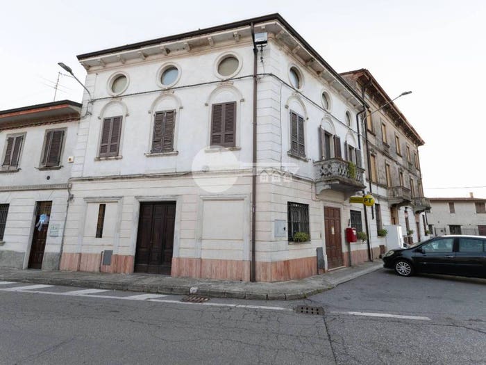 Casa con 5 locali in vendita in Via San Pietro, Dosimo, Persico Dosimo