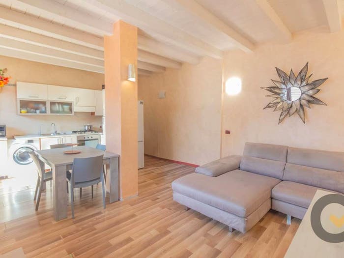 Casa con 5 locali in vendita in via Cavour, Montonate, Mornago