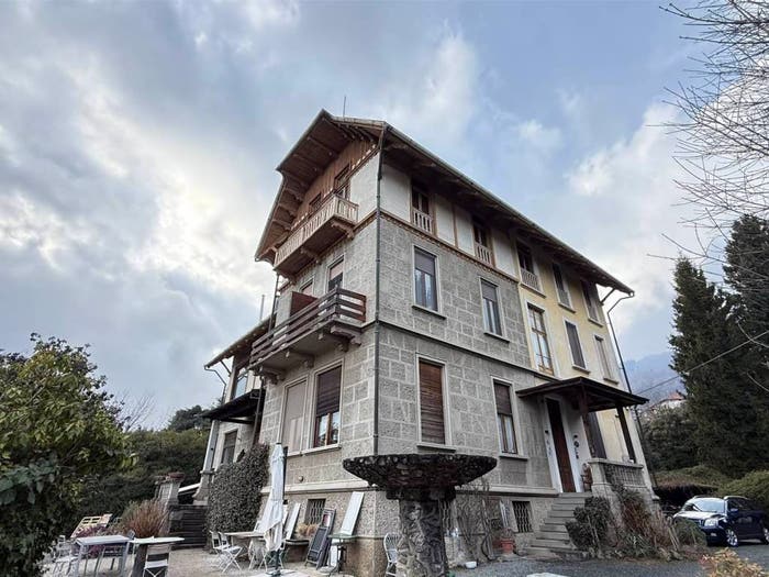 Appartamento con 6 locali in vendita in Pollone