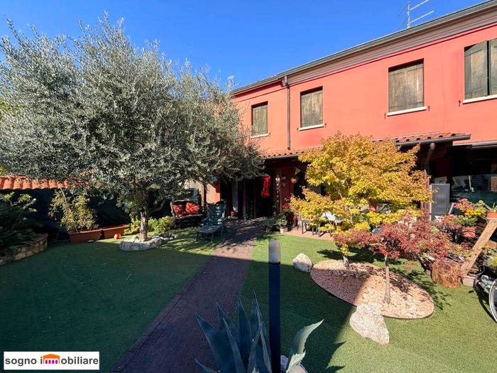 Appartamento trilocale in vendita in Via Carlo Porta, Centro, Noventa Vicentina