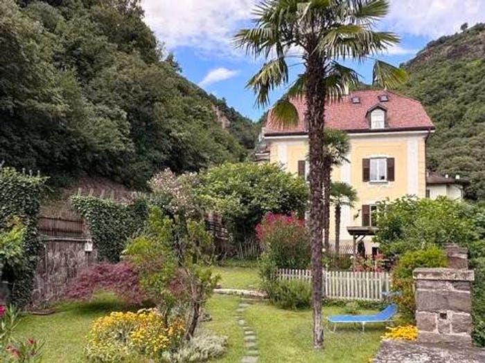 Casa con 6 locali in vendita in Via Miramonti Reichrieglerweg, Gries San Quirino, Bolzano