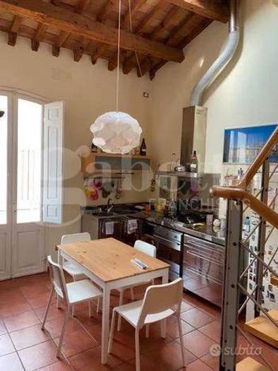 Appartamento trilocale in vendita in CORSO GARIBALDI, Centro Storico, Forlì