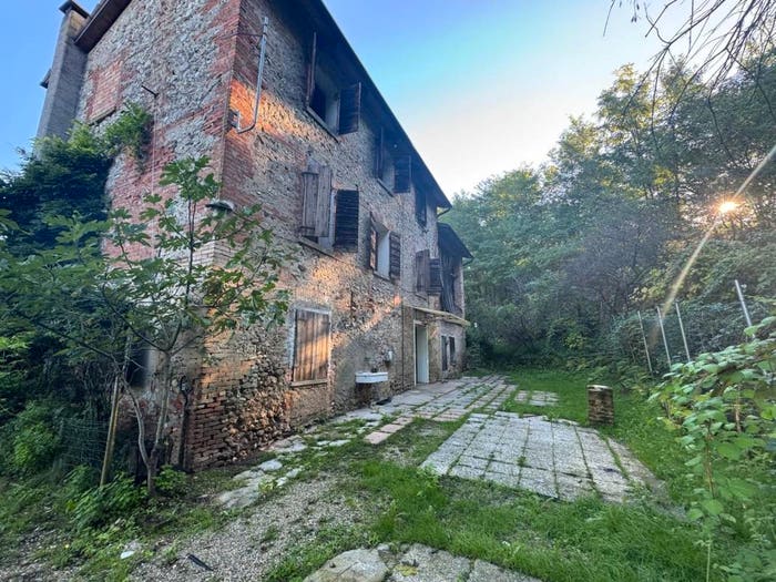 Casa con 5 locali in vendita in Via Generale Vittorio Fiorone, Crocetta del Montello