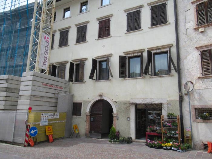 Appartamento con 6 locali in vendita in Via Novembre, Centro, Pergine Valsugana