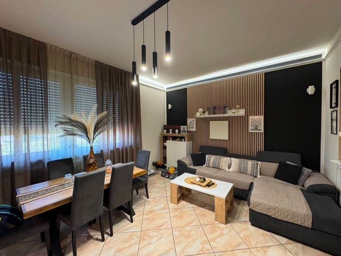 Appartamento trilocale in vendita in Via Duca d'Aosta, Centro, Romano di Lombardia