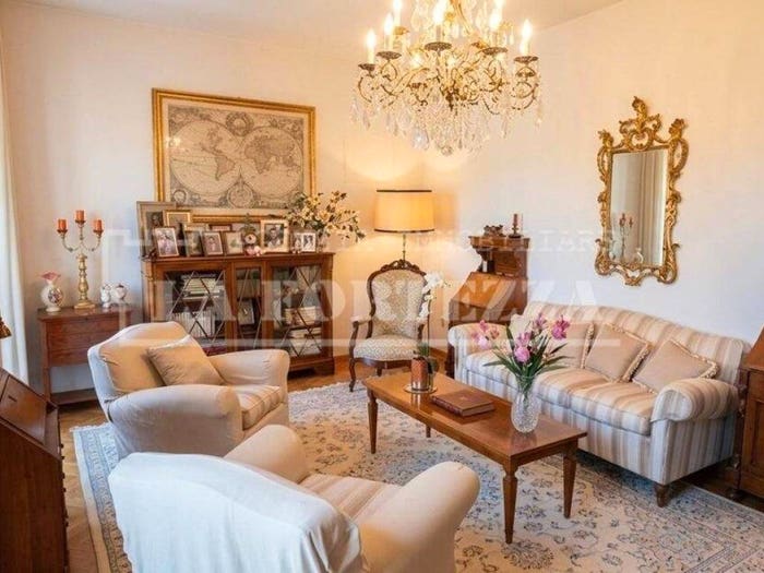 Appartamento quadrilocale in vendita in Via Luigi Bianchi, Porta a Lucca, Pisa