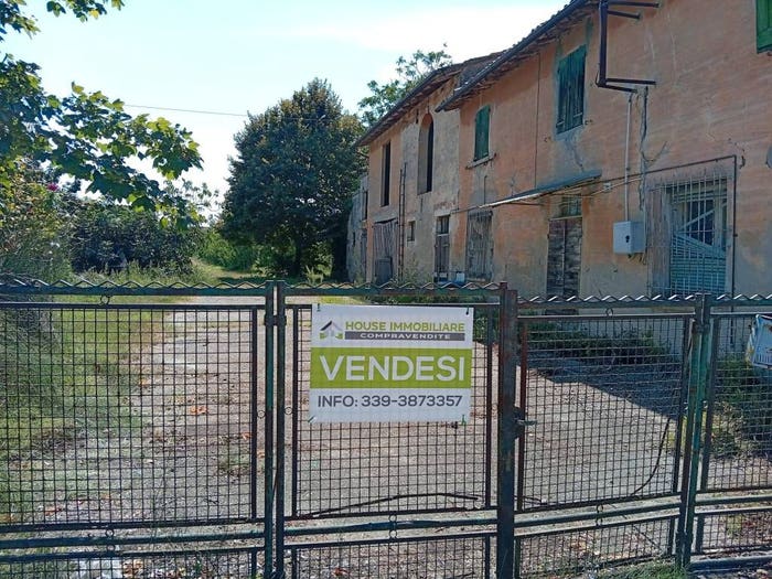Casa con 6 locali in vendita in Via Guberta, San Patrizio, Conselice