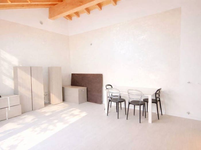 Appartamento trilocale in vendita in Via Giuseppe Mazzini, Mesenzana