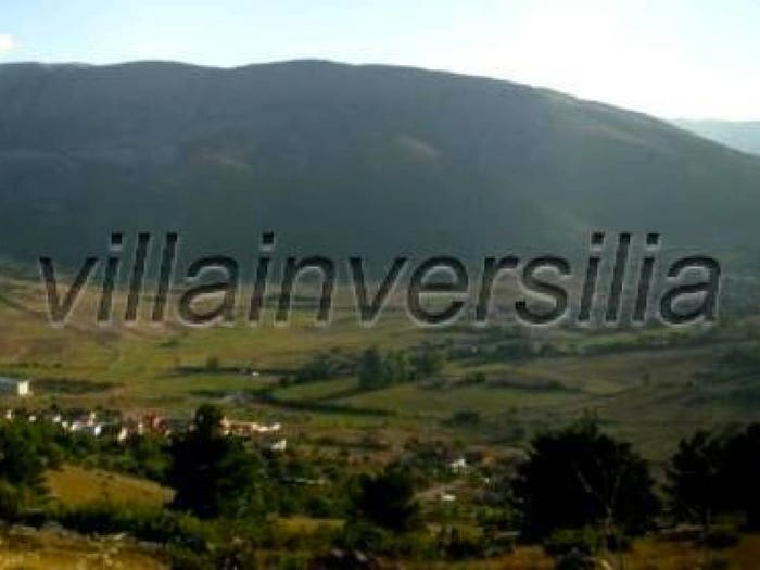 Casa con 6 locali in vendita in Bellavista Pianola, L'Aquila