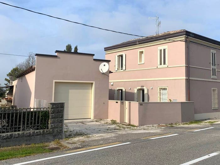 Casa con 6 locali in vendita in Via Sauro Babini, Roncalceci Longana, Ravenna