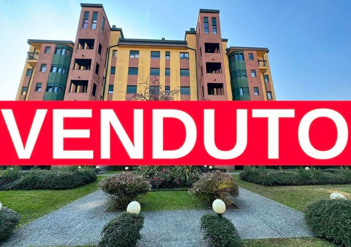 Appartamento quadrilocale in vendita in Via Spluga, San Biagio, Monza
