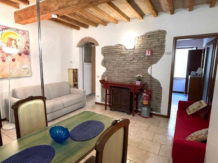 Appartamento bilocale in vendita in Strada Settembre, Centro Storico, Parma