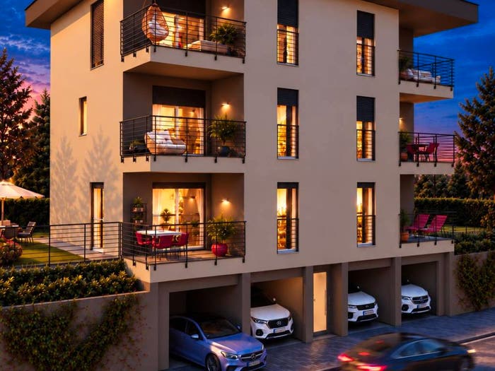 Appartamento quadrilocale in vendita in Via Giuseppe Verdi, Lipomo