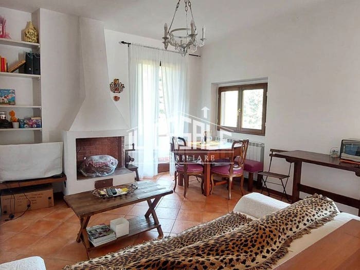Appartamento quadrilocale in vendita in Via delle Prata, Il Castagno D'Andrea, San Godenzo