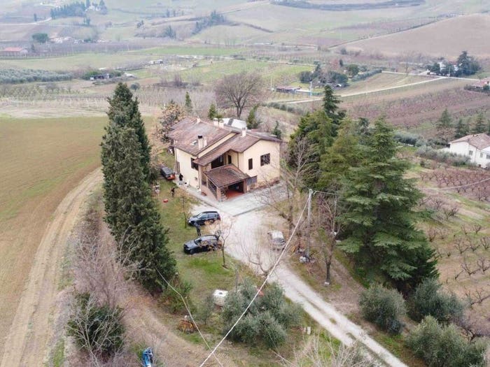 Casa con 6 locali in vendita in Longiano