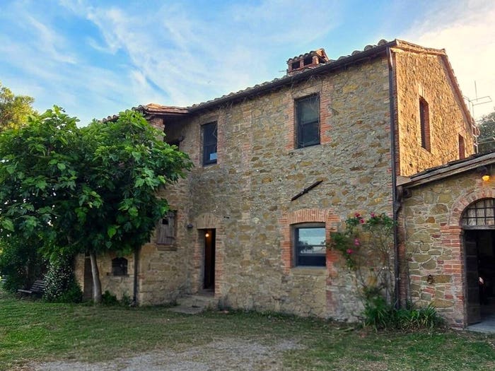 Casa con 6 locali in vendita in Via del Boschetto, Panicale