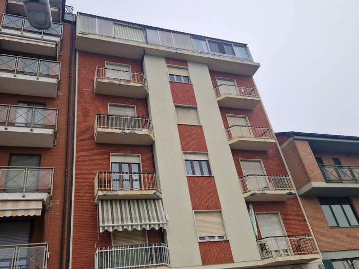Appartamento trilocale in vendita in Via Emilio De Marchi, Borgo Vittoria, Torino