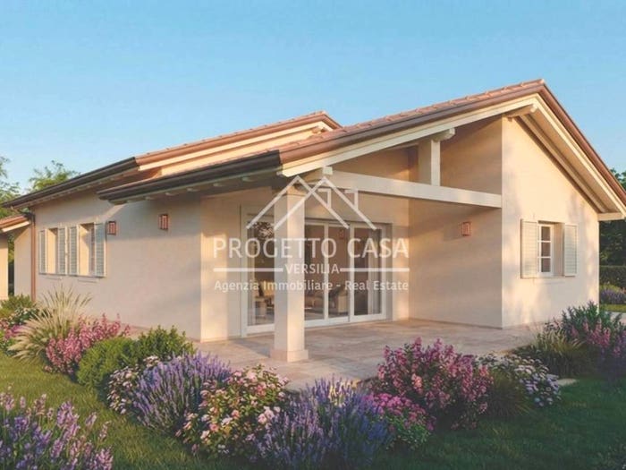 Casa con 5 locali in vendita in Via Fonti, Piano di Mommio, Massarosa