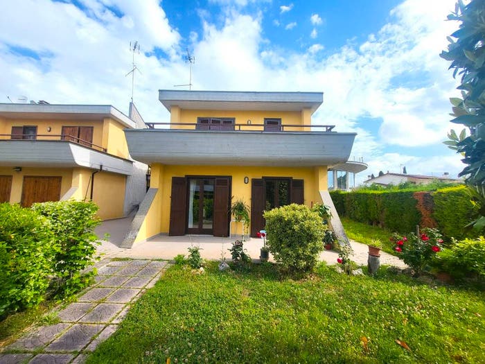 Casa con 6 locali in vendita in Via degli Etruschi, Centro, Civita Castellana
