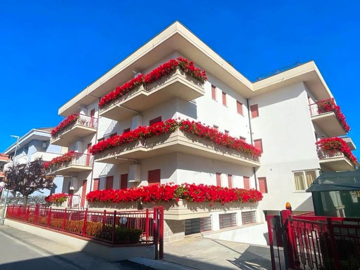 Appartamento con 5 locali in vendita in Via Emilia, Lungomare Marconi, Alba Adriatica