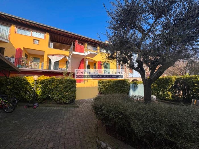 Appartamento trilocale in vendita in Via del Fabbro, Entroterra, Desenzano del Garda