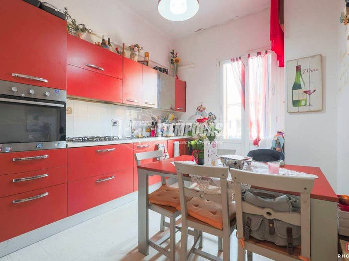 Appartamento quadrilocale in vendita in Via Vittorio Veneto, Saffi, Bologna